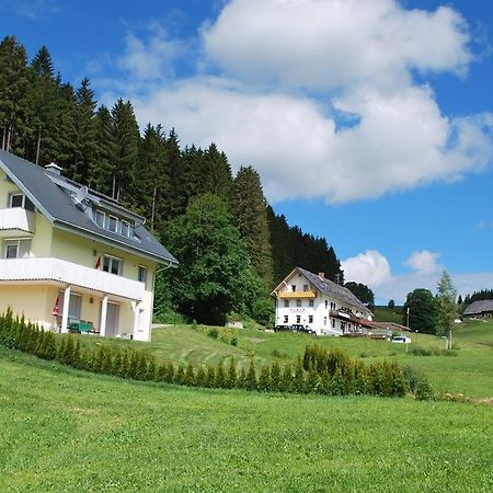Kuckucksnest Schwaerzenbach Apartment Titisee-Neustadt Ruang foto