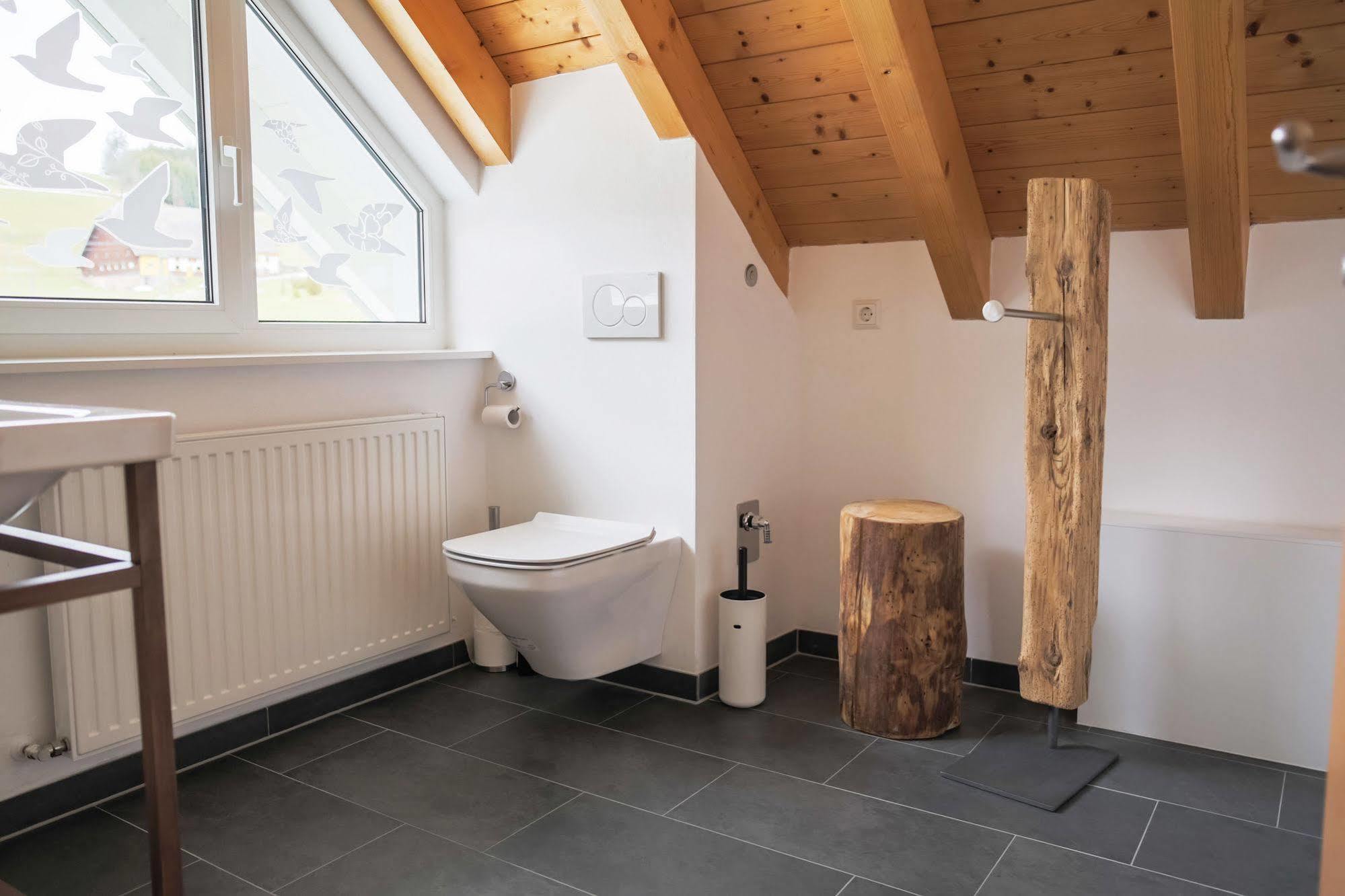 Kuckucksnest Schwaerzenbach Apartment Titisee-Neustadt Bagian luar foto